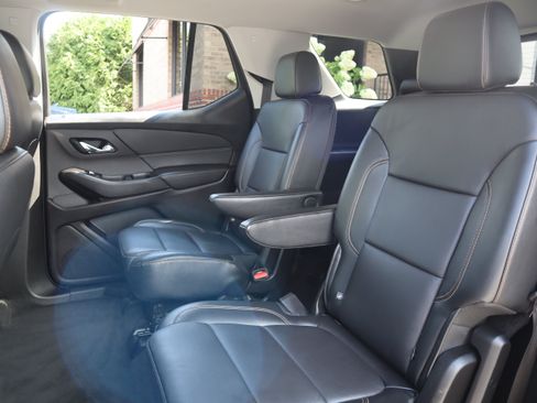 Used 2019 Chevrolet Traverse LT w/ LT Premium Package FWD image 29