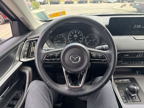 Used 2025 MAZDA CX-90 3.3 Turbo w/ Preferred Package AWD/4WD image 9