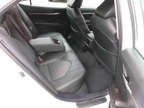 Used 2024 Toyota Camry SE w/ Convenience Package FWD image 13
