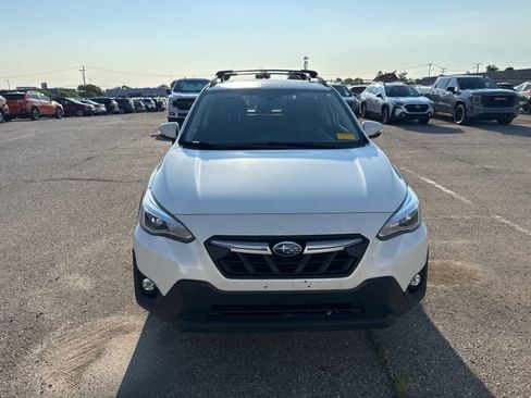 Used 2023 Subaru Crosstrek 2.5i Limited AWD/4WD image 10