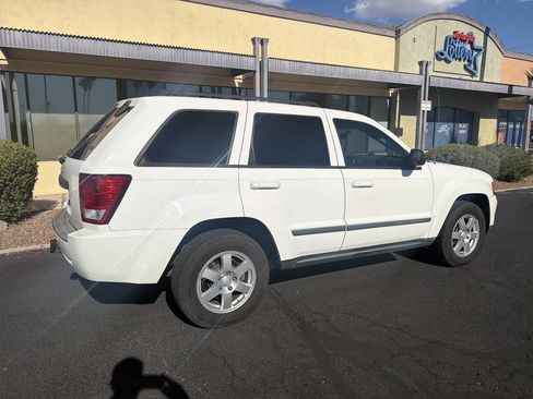 Used 2008 Jeep Grand Cherokee Laredo w/ Driver Convenience Group RWD image 19