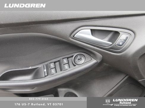 Used 2016 Ford Focus SE image 12
