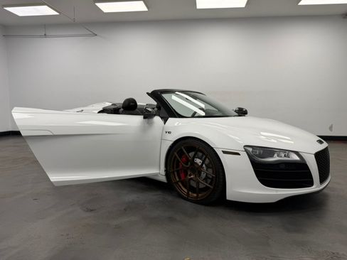Used 2011 Audi R8 V10 AWD/4WD image 40