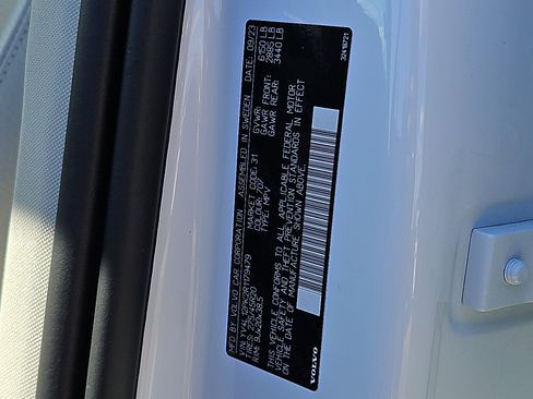 Used 2024 Volvo XC90 B5 Core w/ Climate Package image 27