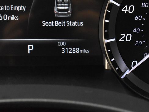 Used 2022 Toyota Highlander XLE image 24