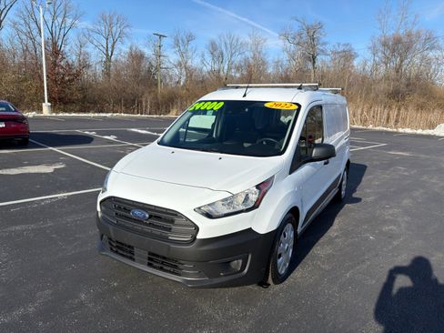 Used 2022 Ford Transit Connect XL image 2