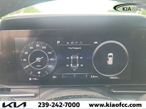 Used 2022 Kia Carnival SX Prestige FWD image 27
