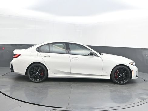 New 2026 BMW 330i Sedan w/ M Sport Package RWD image 8