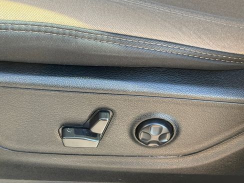 Used 2021 RAM 1500 Big Horn image 34