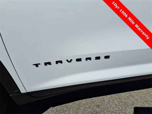 New 2026 Chevrolet Traverse LT w/ Midnight/Sport Edition image 9
