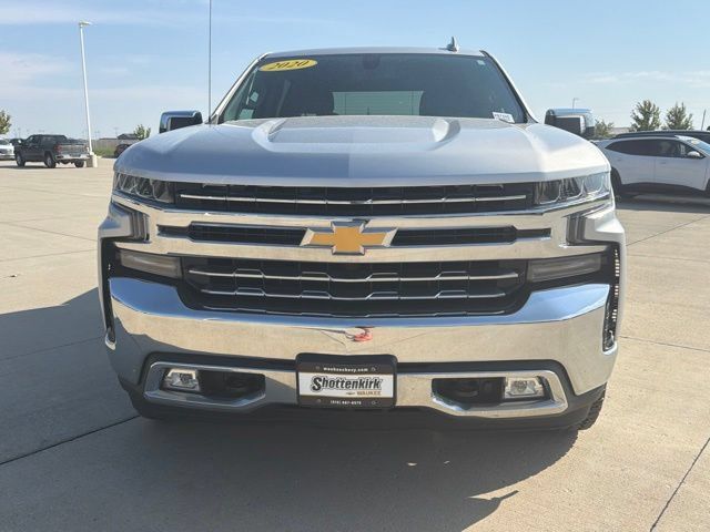 Used 2020 Chevrolet Silverado 1500 LTZ AWD/4WD image 3