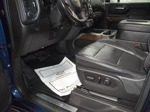 Used 2022 Chevrolet Silverado 3500 High Country image 41