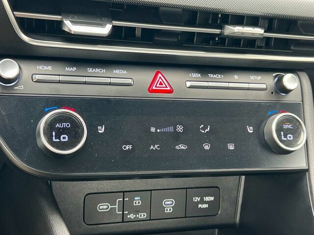 Used 2025 Hyundai Sonata SEL FWD image 23