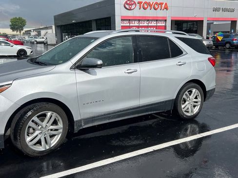 Used 2019 Chevrolet Equinox Premier FWD image 1