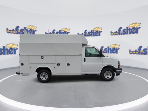 New 2025 Chevrolet Express 3500 w/ Power Convenience Package RWD image 2