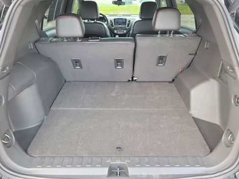 Certified 2023 Chevrolet Equinox RS w/ RS Leather Package FWD image 9