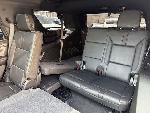 Used 2021 Chevrolet Tahoe RST AWD/4WD image 42