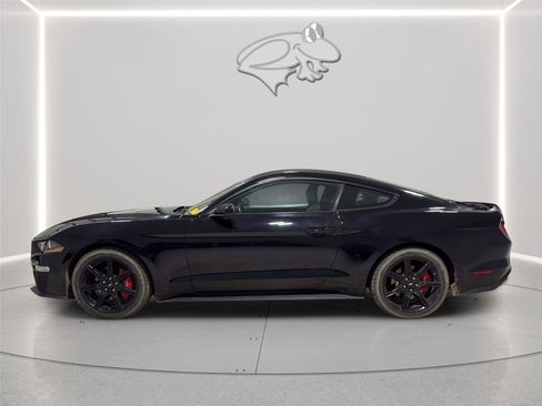 Used 2018 Ford Mustang Coupe w/ Equipment Group 101A RWD image 2