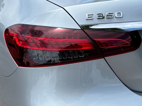 Used 2022 Mercedes-Benz E 350 4MATIC Sedan image 53