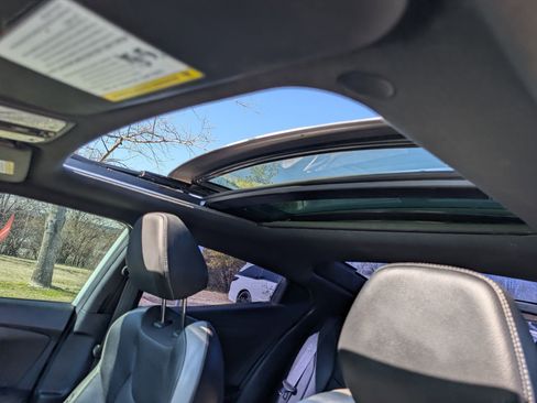 Used 2016 Hyundai Veloster Turbo w/ Option Group 04 image 15