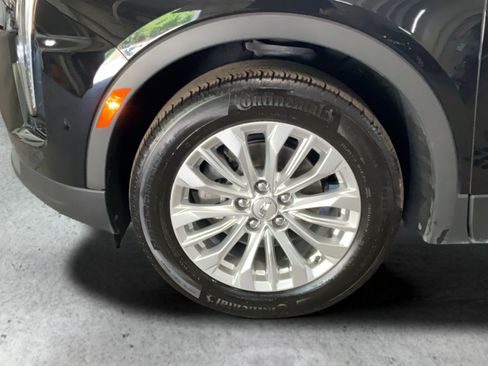 Certified 2024 Cadillac XT4 Luxury FWD image 24