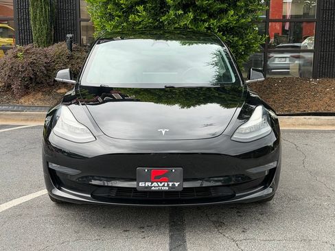 Used 2019 Tesla Model 3 Mid Range RWD image 3