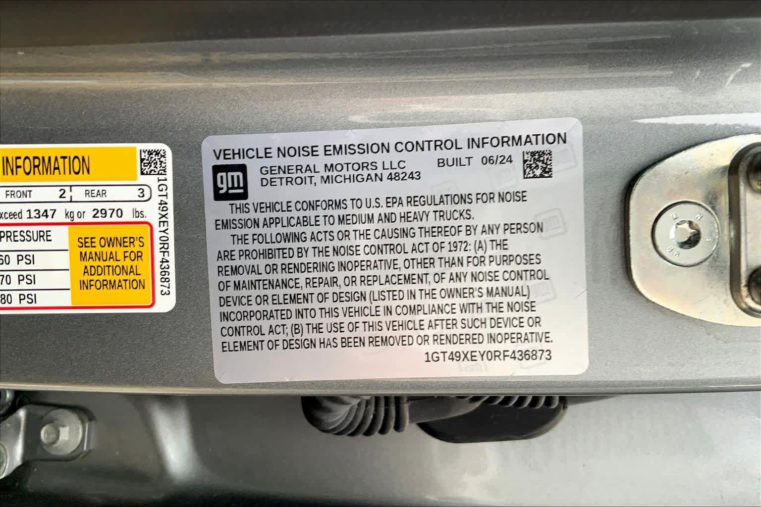 Used 2024 GMC Sierra 2500 Denali Ultimate AWD/4WD image 46