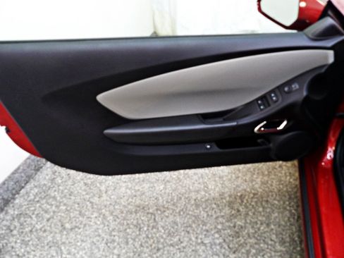 Used 2014 Chevrolet Camaro LS RWD image 7