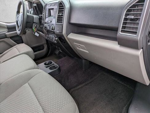 Used 2017 Ford F150 XLT RWD image 19