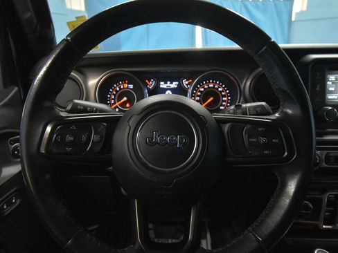 Used 2019 Jeep Wrangler Unlimited Sport S image 9