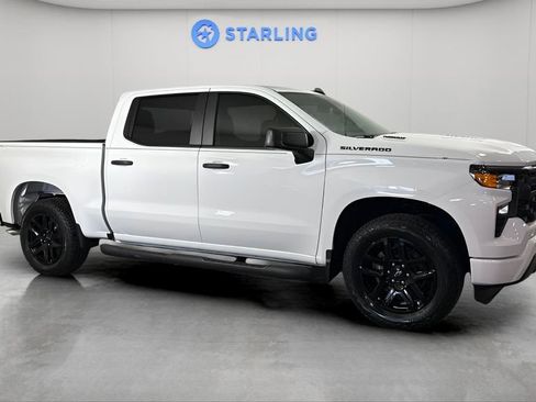 Used 2026 Chevrolet Silverado 1500 Custom w/ Turbomax Blackout Package RWD image 12