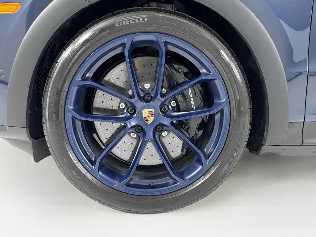 Certified 2026 Porsche Cayenne Turbo GT AWD/4WD image 11