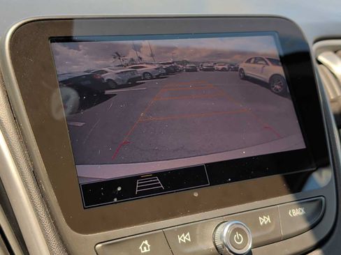 Used 2022 Chevrolet Malibu LT FWD image 22