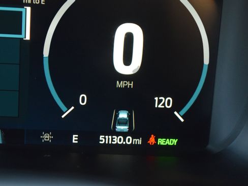 Certified 2021 Ford F150 Lariat w/ Equipment Group 502A High image 14