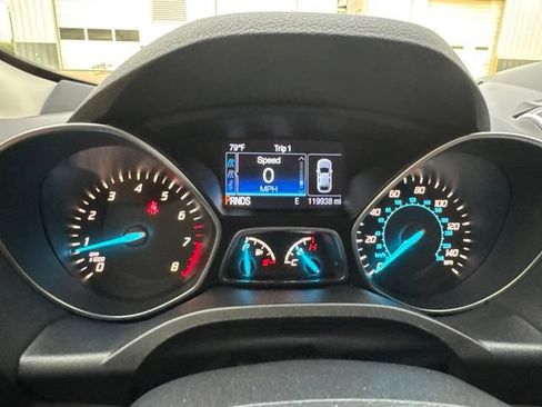 Used 2016 Ford Escape SE w/ SE Leather Comfort Package FWD image 19