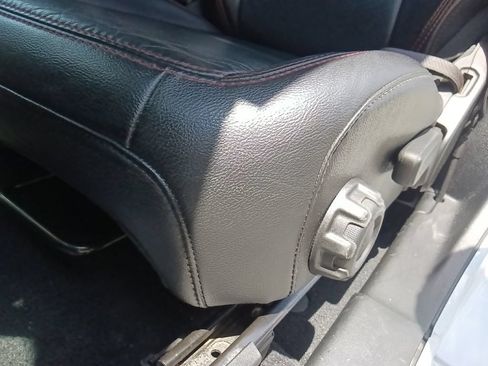 Used 2019 Jeep Wrangler Rubicon AWD/4WD image 16