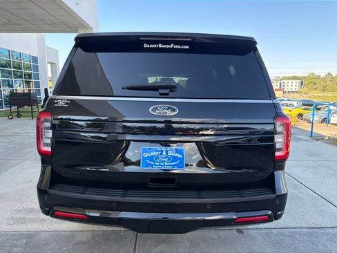 Used 2023 Ford Expedition Max Limited RWD image 6