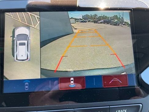 Used 2018 Chevrolet Equinox Premier AWD/4WD image 6