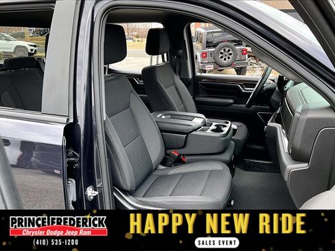 Used 2023 Chevrolet Silverado 1500 LT image 7