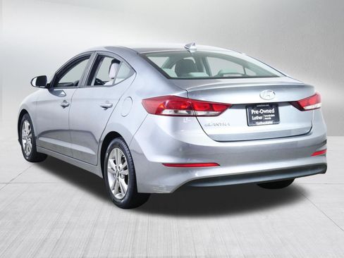 Used 2018 Hyundai Elantra SEL w/ Cargo Package FWD image 5