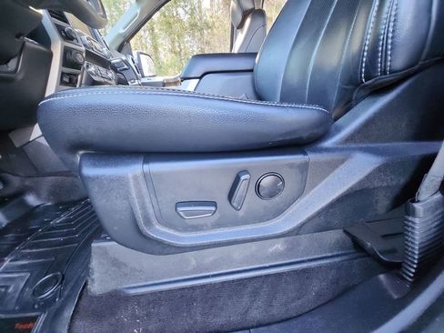 Used 2020 Ford F150 Lariat w/ Equipment Group 502A Luxury image 39