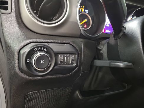 Used 2020 Jeep Wrangler Unlimited Sport AWD/4WD image 28