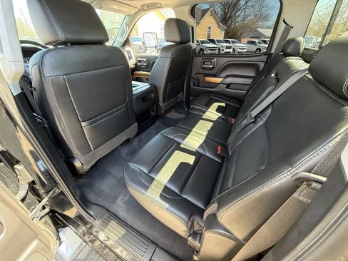 Used 2019 Chevrolet Silverado 2500 LTZ w/ Duramax Plus Package image 28