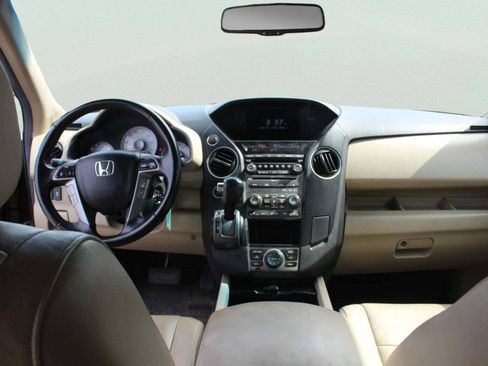 Used 2012 Honda Pilot Touring image 7