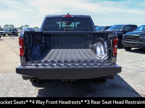 New 2026 RAM 1500 Express AWD/4WD image 16
