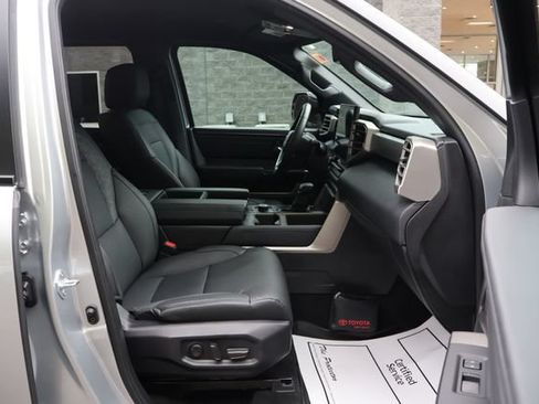 Used 2025 Toyota Tundra Limited w/ TRD Off-Road Package AWD/4WD image 24