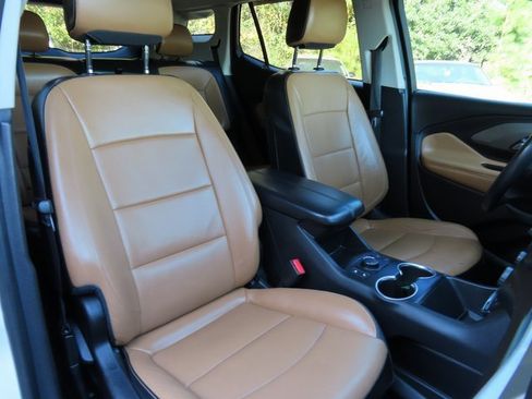 Used 2018 GMC Terrain SLT image 37