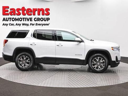 Used 2022 GMC Acadia SLE image 4