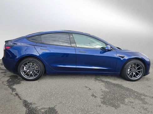 Used 2021 Tesla Model 3 Long Range image 2