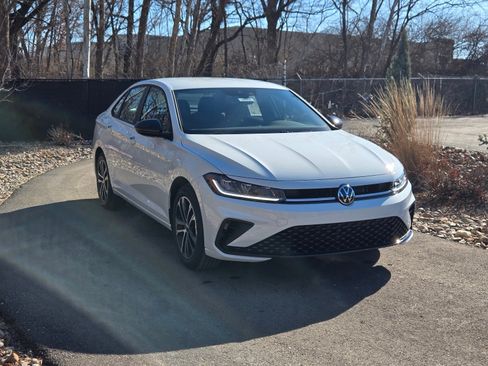 New 2026 Volkswagen Jetta Sport FWD image 7